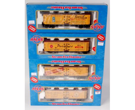 4x Atlas limited edition Steam Era Classics including Carling 40' wood reefer car item 9144-1, Blatz 40' wood reefer car item