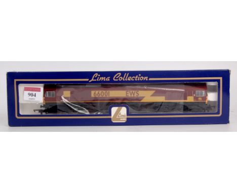 A Lima Collection L204679 class 66001 EWS maroon/yellow Co-Co locmotive (M-BM)