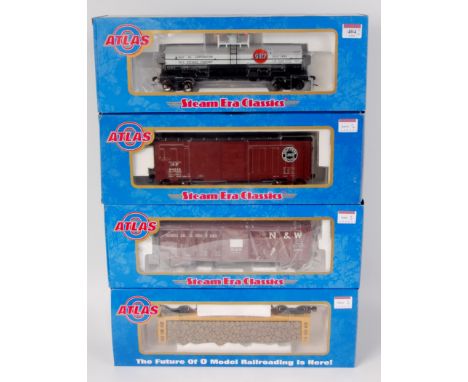 4x Atlas Steam Era Classics including Gulf 11,000 gallon tank car item 9202-2, GM&O pulpwood flat car item 7284-2, N&W single
