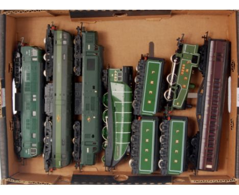 A Hornby LNER Golden Eagle locomotive, missing one side hand rails, 3 tenders for the above, D1670 'Mammoth' D6110, D683, die
