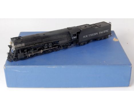 An Alco Models American H0 Southern Pacific class MR-2 4-8-2 engine and tender with Skyline Casing (NM-BG), weathered black f