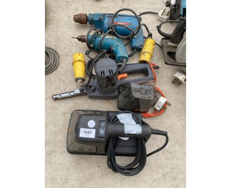 FOUR ASSORTED POWER TOOLS, BOSCH DRILL ETC 
