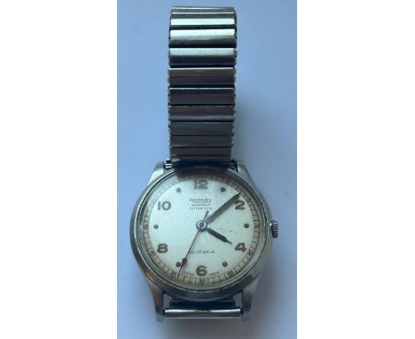 A VINTAGE GENTS ROTARY MAXIMUS AUTOMATIC WRIST WATCH ON AN EXPANDING BRACELET, WITH A 20 JEWEL MOVEMENT (WORKING AT TIME OF C