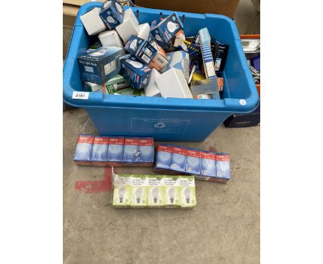 A BOX OF VARIOUS NEW AND UNOPENED LIGHT BULBS 