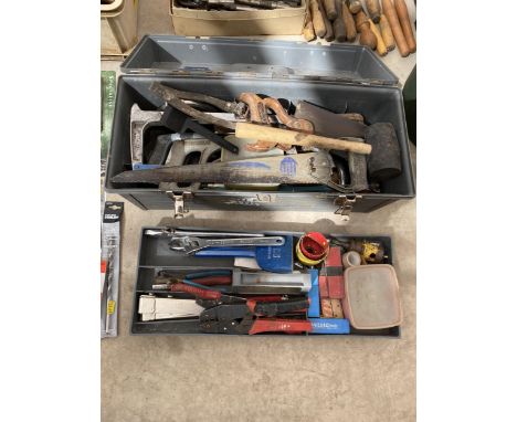 A TOOLBOX COMPLETE WITH VARIOUS HAND TOOLS 