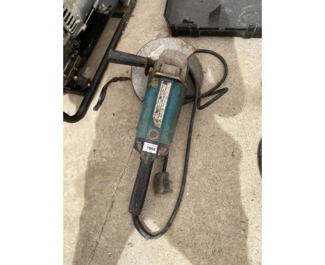 A MAKITA ANGLE GRINDER 