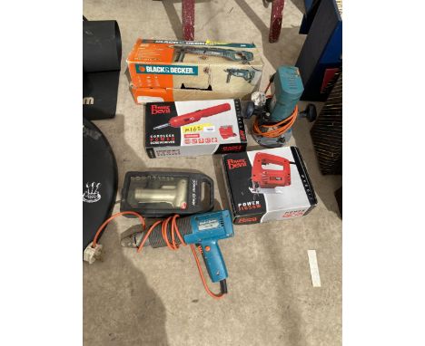 A GROUP OF ASSORTED POWER TOOLS, BOXED BLACK AND DECKER DRILL, POWER DRIVER, JIGSAW ETC 