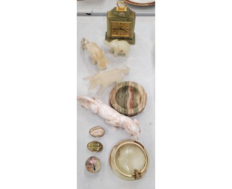 A QUANTITY OF ONYX ITEMS TO INCLUDE A MANTLE CLOCK, LION AND OTHER ANIMALS, ASH TRAYS AND PILL BOXES 