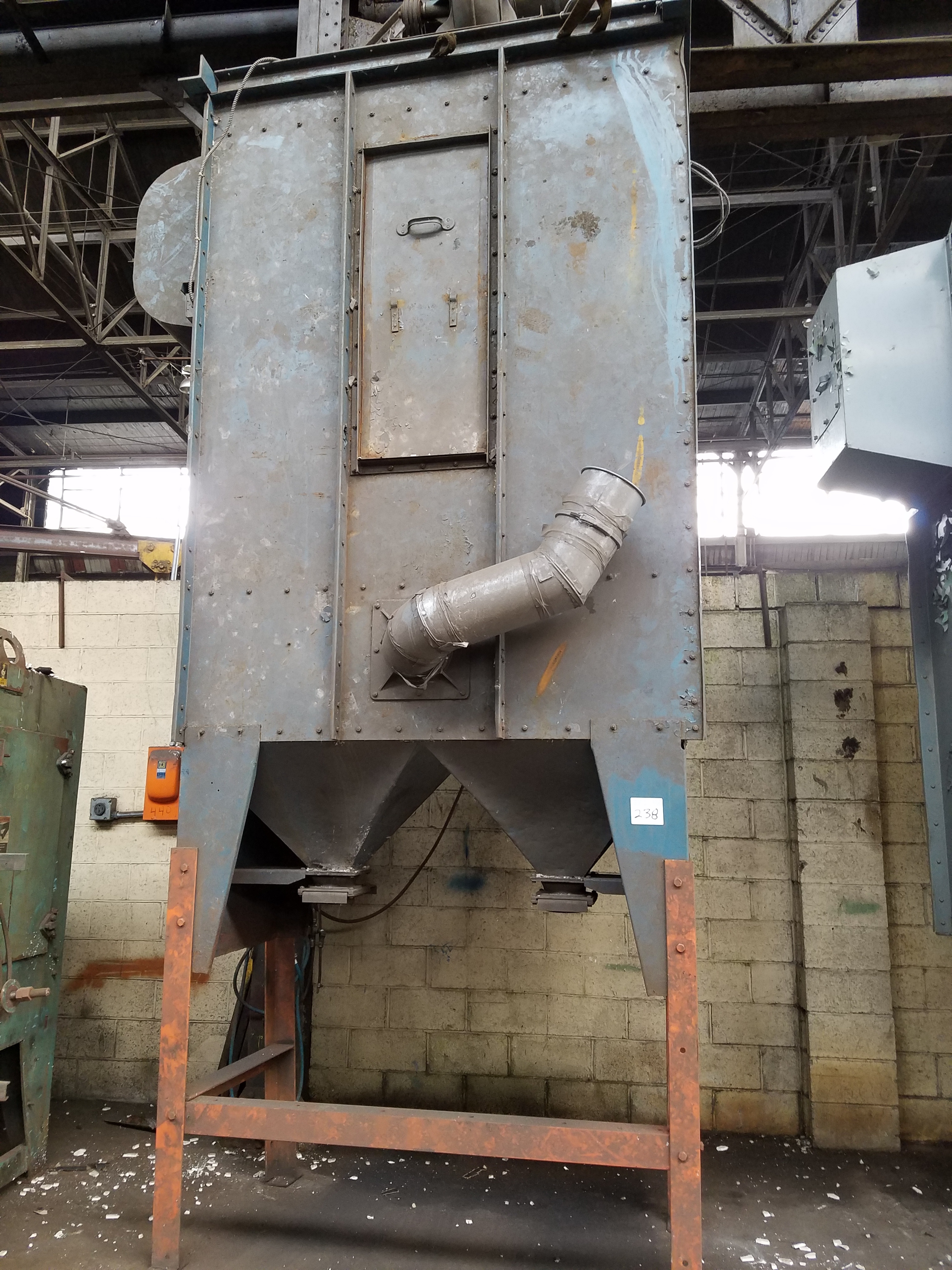 WHEELABRATOR DUST COLLECTOR