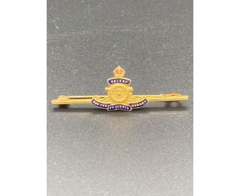 Vintage Royal Artillery sweetheart brooch in excellent condition. 
