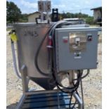Mixing Tank (1) - 21463(RIGGING, LOADING, & SITE MANAGEMENT FEE: $500.00 USD) (LOCATED IN OZARK,