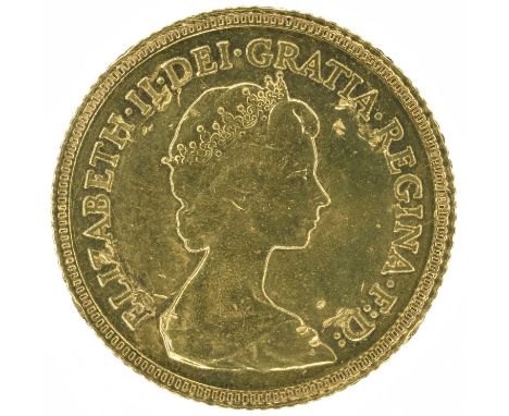 Two Queen Elizabeth II, Half-Sovereigns, 1982, Crowned head r. R. St. George and dragon, gold, weight 4.0g each, SB1, EF, som