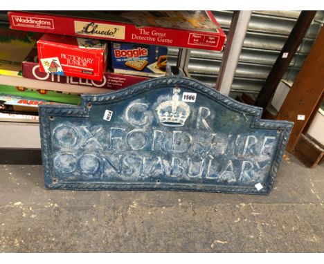 A LEAD SIGN INSCRIBED G R OXFORDSHIRE CONSTABULARY
