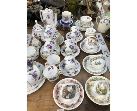 A HAMMERSLEY VICTORIAN VIOLETS TEASET AND OTHER TEAWARES 