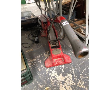 A RARE VINTAGE KISMET TROLLEY WORKSHOP COMPRESSOR 