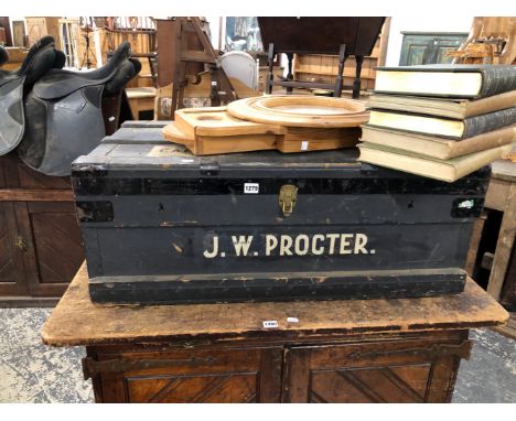 A VINTAGE ZINC LINED CABIN TRUNK 