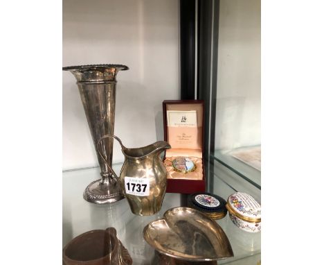 A HALLMARKED SILVER CREAM JUG, A TRUMPET VASE A PIN TRAY AND THREE ENAMEL BOXES 