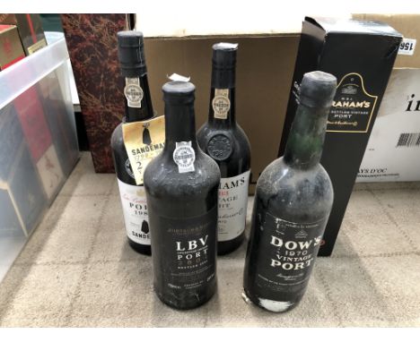 1 BOTTLE GRAHAMS VINTAGE PORT 1982 75CL, 1 BOTTLE DOWS VINTAGE PORT 1970 75CL TOGETHER WITH 3 BOTTLES OF LATE BOTTLED VINTAGE