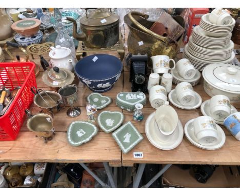 A POOLE PART TEA AND DINNER SERVICE, VARIOUS VINTAGE BRASS WARES, WEDGWOOD DISHES CUTLERY ETC