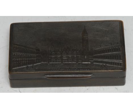 A 19th century French pressed horn snuff box, the hinged cover with a named view of Place St Marc A Venise [St Mark's Square,