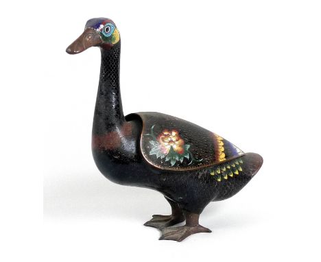 A Chinese cloisonne enamel sculpture, Qing Dynasty, 19th century, modelled as a Muscovy duck, with a removable cover formed f