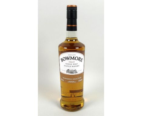Vintage Whisky: a bottle of Bowmore Islay single malt Scotch whisky, Mashmen's Selection, Craftsmen's Collection, Limited Rel