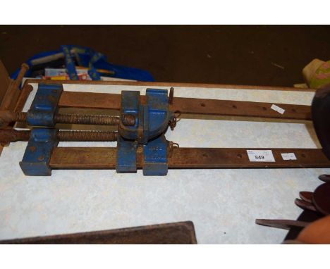 Pair of sash clamps