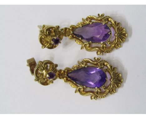 A PAIR OF 9ct YELLOW GOLD HEAVY AMETHYST EARRINGS, 8 grms in weight 