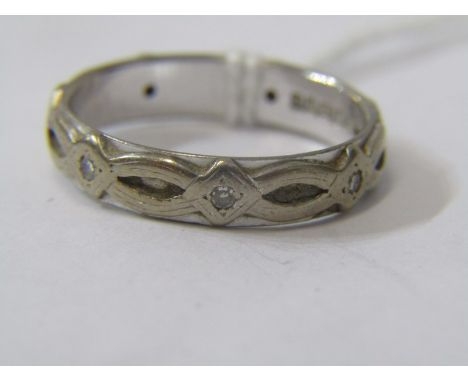 18ct WHITE GOLD DIAMOND SET CELTIC STYLE ETERNITY RING, size O, approx 4.4 grams 