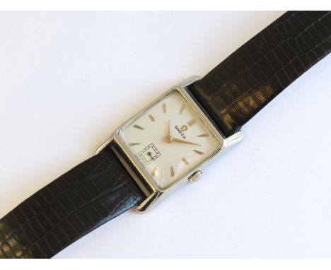 ART DECO STYLE GENTS OMEGA WRIST WATCH in steel case on black bracelet, manual wind and mechanical movement, appears in worki
