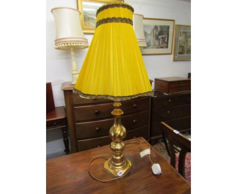 LIGHTING, heavy brass writhen baluster support table lamp and shade, 85cm overall height 