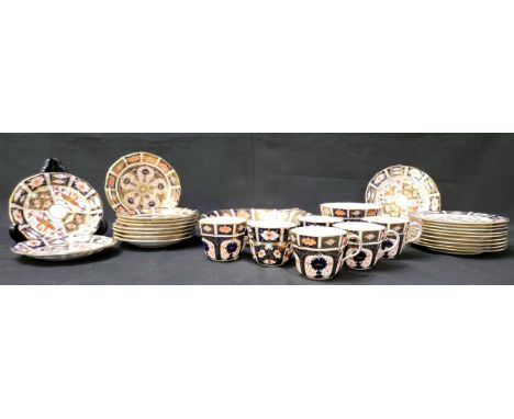 SELECTION OF CROWN DERBY IMARI TEA WAREcomprising pattern 1128 - six cups, eight saucers and plates, sugar bowl and cake plat