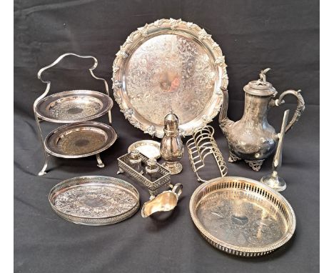 ASSORTMENT OF SILVER PLATE AND PEWTER WAREincluding a decorative silver plated centrepiece by Reed and Barton, a decorative p