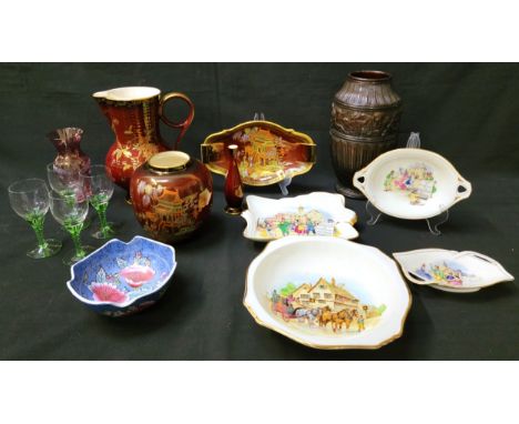 SELECTION OF DECORATIVE CERAMICS AND GLASSincluding a large Rouge Royal Crown Devon vase with ribbed details and floral decor