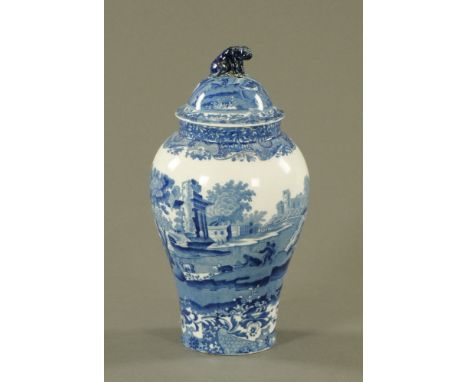 A 19th century Copeland Spode Italian blue and white lidded vase.  Height 31 cm. CONDITION REPORT: Both the vase and lid are 