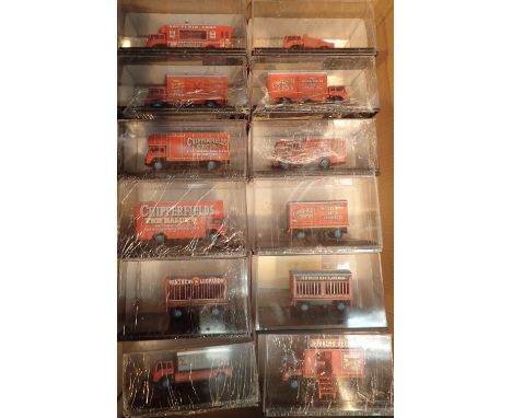 Oxford diecast Chipperfields Circus lot of 12 vehicles mostly lorries / trailers 1/76 scale with original case boxes  (12)