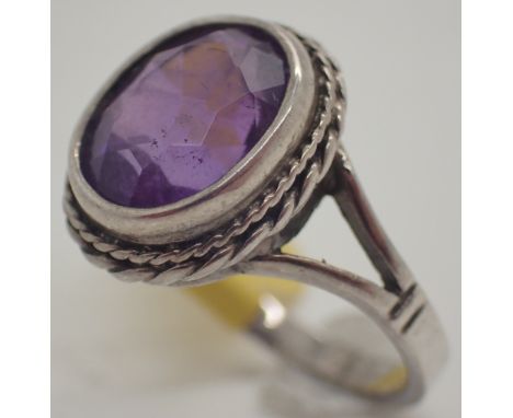 Silver amethyst solitaire ring size J