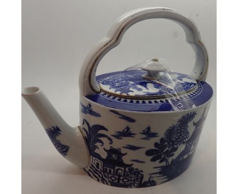 Royal Worcester Willow pattern teapot 