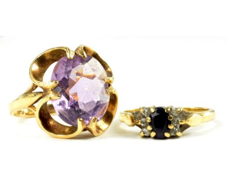 AN AMETHYST RING AND ANOTHER GEM SET RING, BOTH IN 9CT GOLD, 7G GROSS