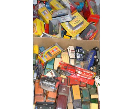 Model Cars - Matchbox, Dinky, Corgi, playworn; others modern , boxed scale models, Chipperfields; qty (2 boxes)