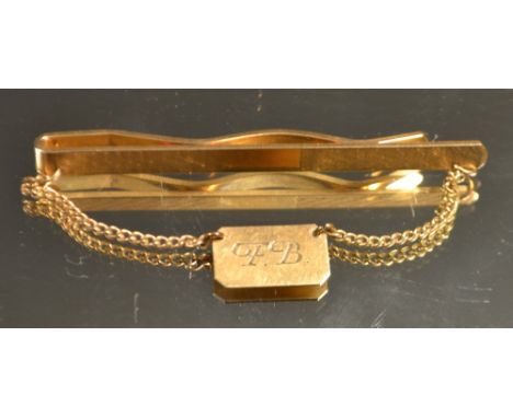 A 9ct gold tie pin (9ct)