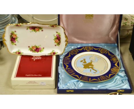 A Royal Albert Old country Rose rectangular sandwich tray, first quality, boxed;  a Spode Common Market commomorative plate, 