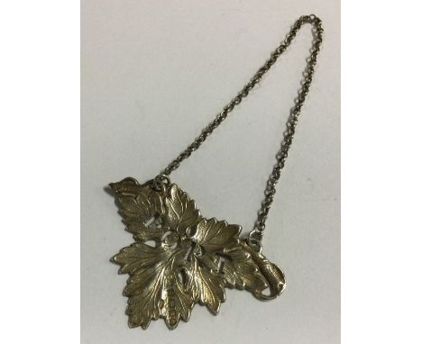 A Victorian silver wine label for 'Port'. London. Approx. 7 grams. Est. £20 - £30.