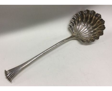 EDINBURGH: A heavy Scottish silver soup ladle. 1912. By Hamilton and Inches. Approx. 230 grams. Est. £150 - £180.