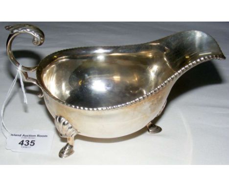 Silver gravy boat - Sheffield 1935 - Harrison Bros. and Howson - 7.3 troy ounces