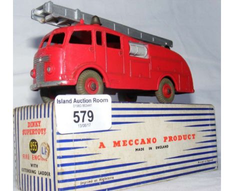Boxed Dinky Supertoys No. 955 Fire Engine