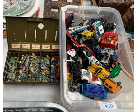A LARGE ASSORTMENT OF TOY MODEL CARS AND FURTHER BOX CONTAINING ARMY FIGURES 