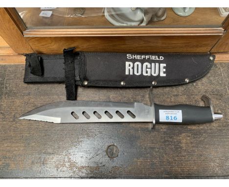 A SHEFFIELD ROGUE HUNTING KNIFE WITH SLEEVE 