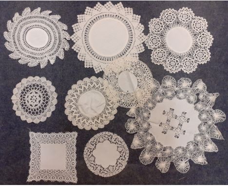 A small quantity of late 19th and early 20th Century lace collars and handkerchiefs with lace surround to include a Clumy mac