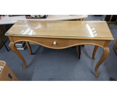 A modern French light oak console table having a shaped apron, single drawer and on cabriole legs, 77.5cm h x 132cm wLocation